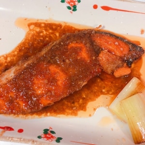 「スキタレで簡単！　鮭のアラ煮」　　　♪♪